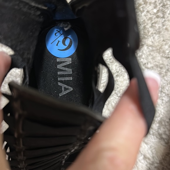 NWOT MIA OPEN TOE BOOTIES - Picture 3 of 4